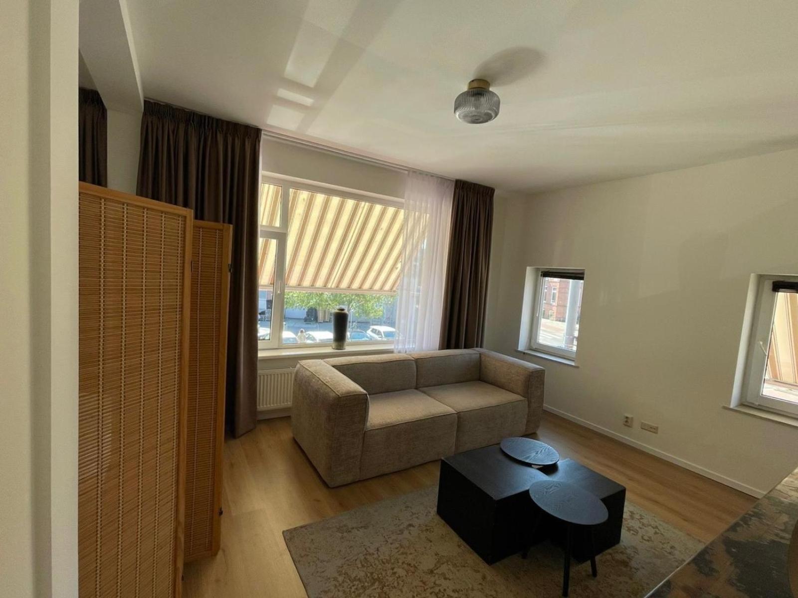 Apartment Op De Hoek